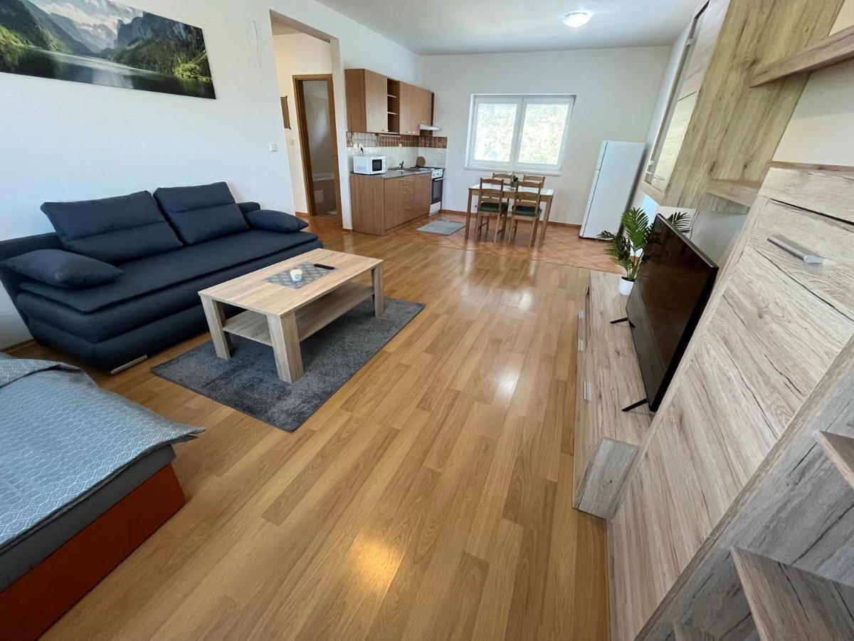 Apartman 92 Biely Kostol Luaran gambar