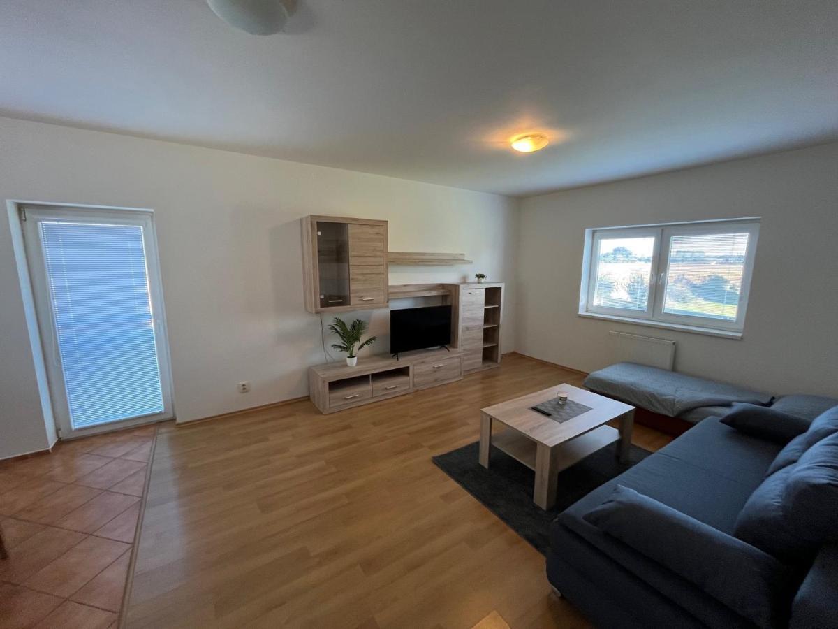 Apartman 92 Biely Kostol Luaran gambar