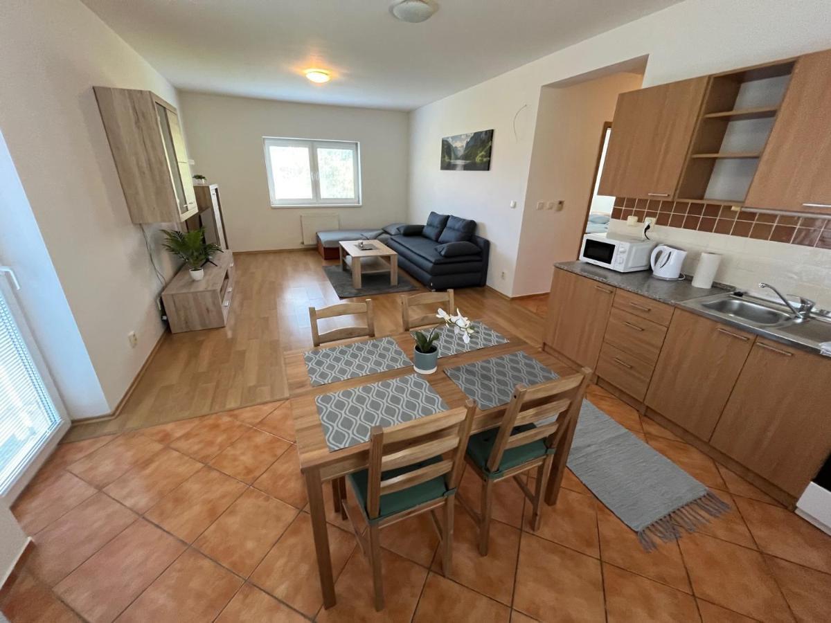Apartman 92 Biely Kostol Luaran gambar